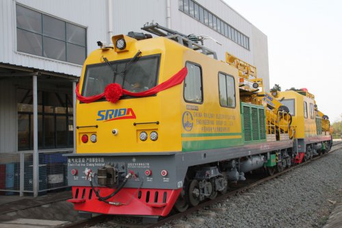 [半岛电竞(中国)半岛有限公司官网“智”造]新能源综合作业轨道车