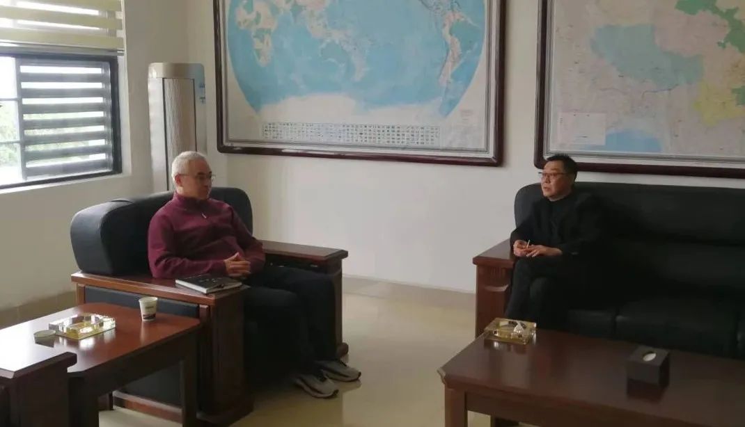  襄阳市委巡察办主任安雪尽莅临半岛电竞(中国)半岛有限公司官网重工调研，面对面为企业解难题 